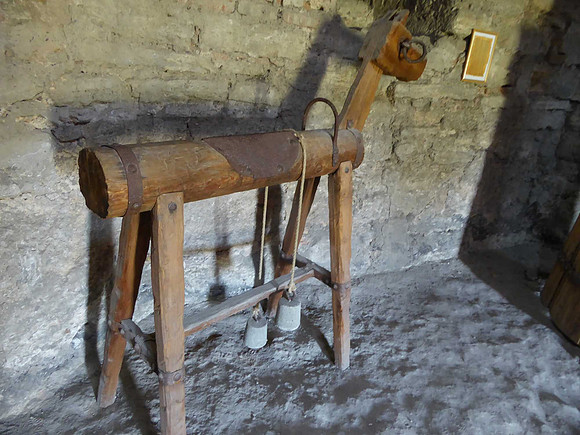 Torture implements, Bender Fortress