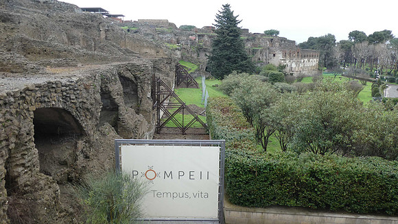 Pompei on a miserable rainy day