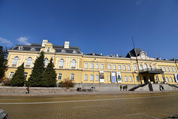 National Art Gallery, Former Royal Palace